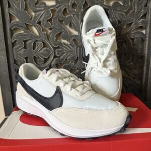 Nike Waffle Debut Running Sneakers Summit White Black DH9522-103 Men’s Sz 8 NEW